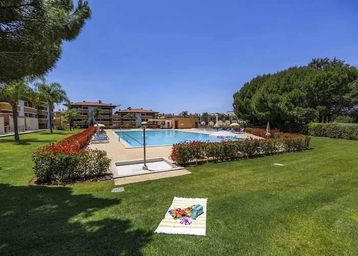 Algarve Duplex Retreat With Garden & Pool * Картейра