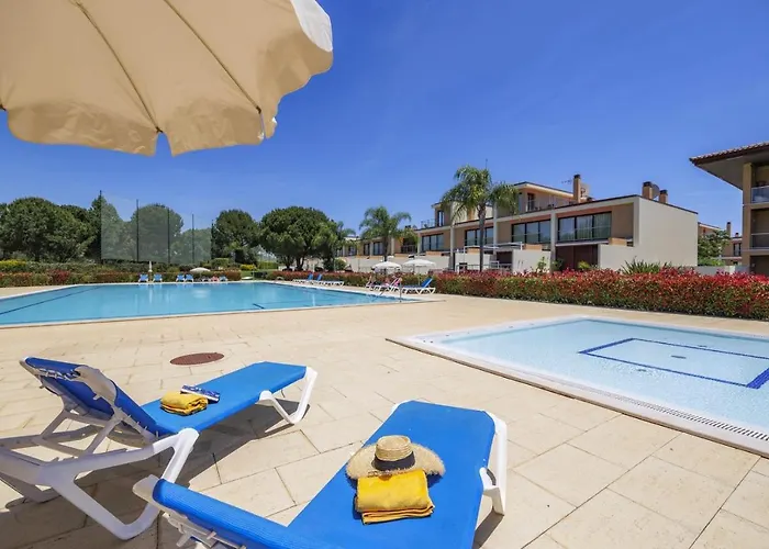 Algarve Duplex Retreat With Garden & Pool * Картейра